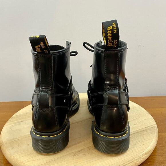 Dr. Martens 1460 Harness 8 Eye Black Leather Boots Men’s 7 Women’s Sz 8 25163001 - Picture 5 of 16